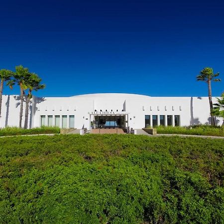 Villa Moderne Proche De La Mer Манилва Экстерьер фото